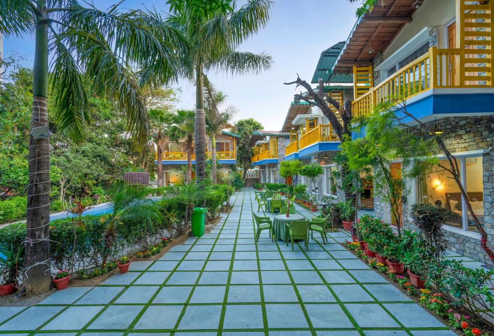 2 Night Corbett Nainital Tour Package