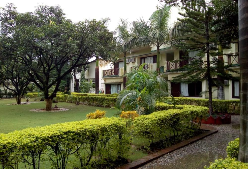 Delhi Corbett Nainital 2 Night Package