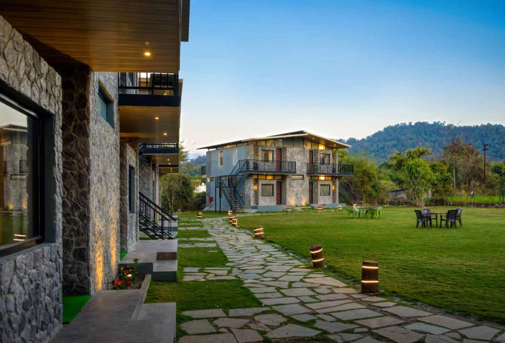 1 Night 2 days Package Machan Resort Ramnagar