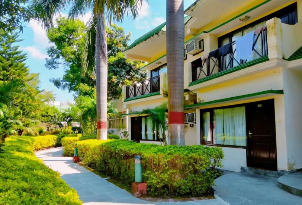 2 Nights Package from Delhi - 3 Star Resort