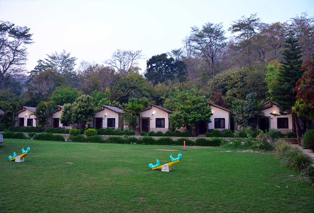 Clarissa resort in jim corbett