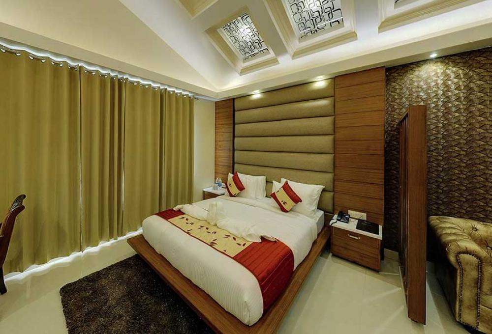 Deluxe Room Maulik Mansion Resort