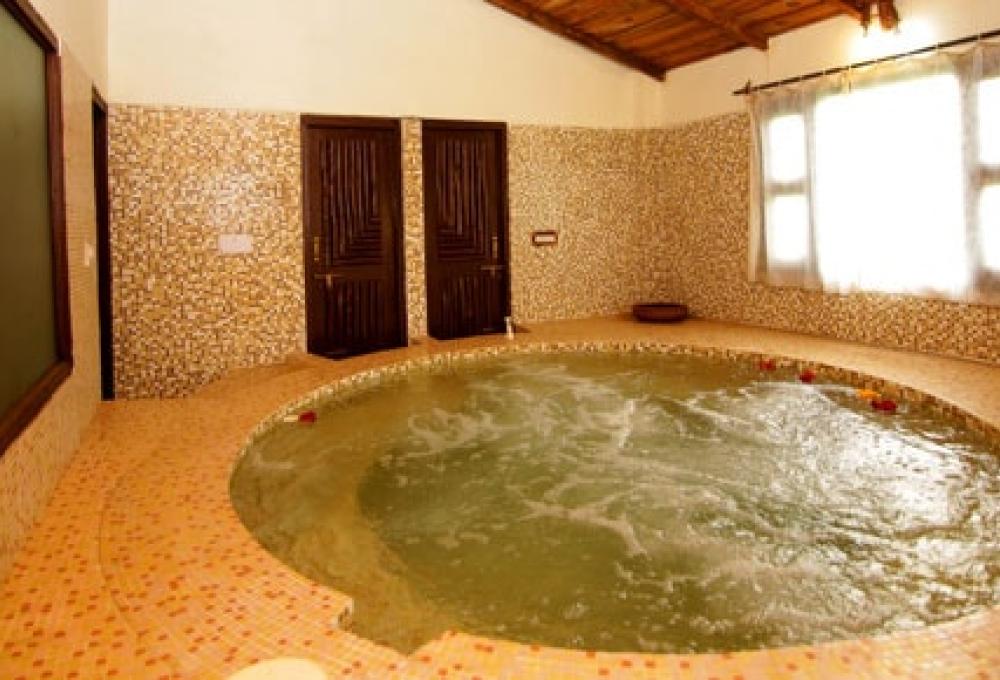 Jaccuzi Ashoka’s Tiger Trail Resort 