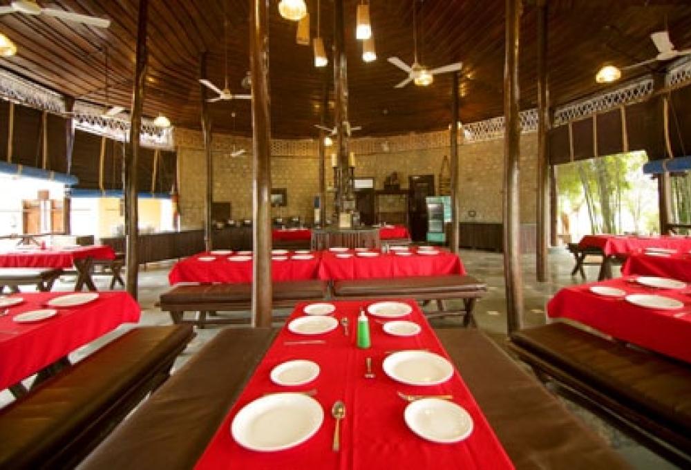Restaurant Ashokaâ€™s Tiger Trail Resort 