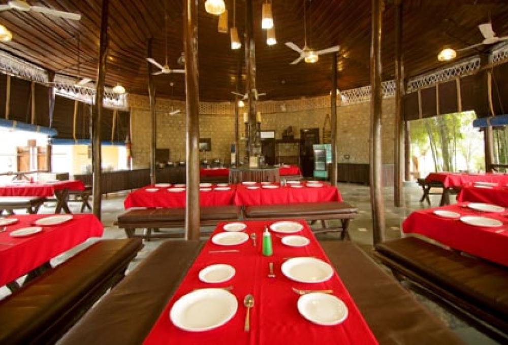 Restaurant Ashoka’s Tiger Trail Resort 