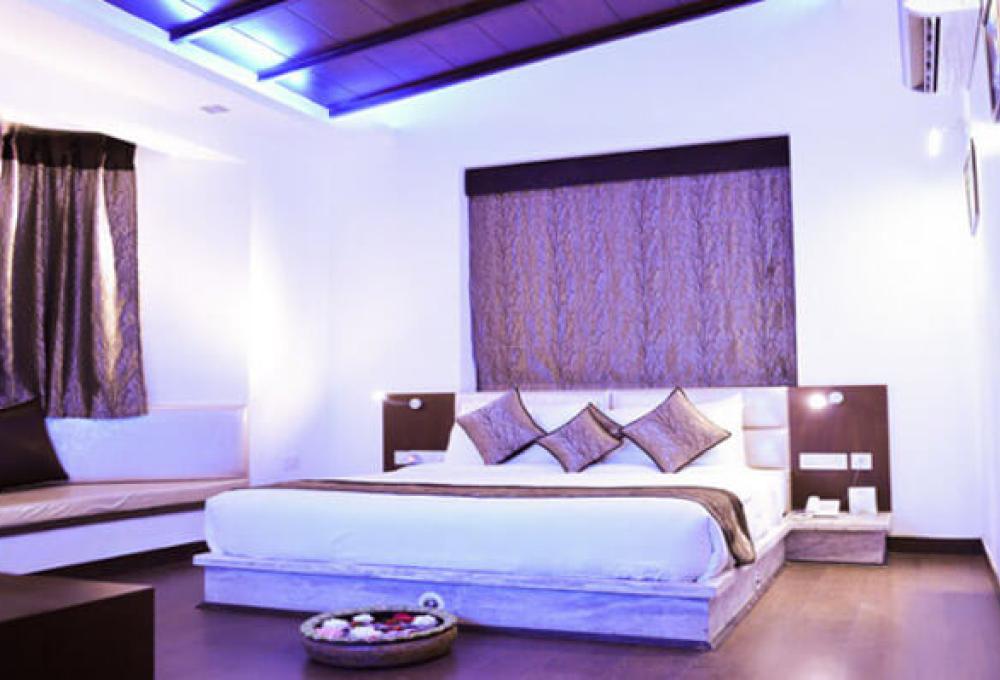 Corbett tusker trail resort