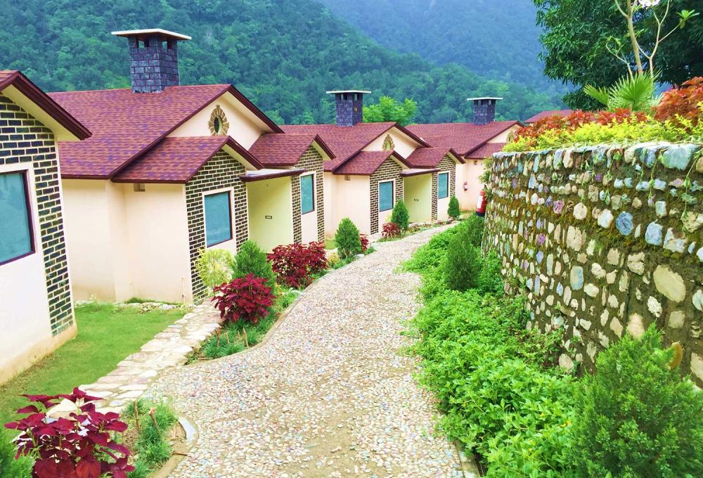 latigre resorts Jim Corbett