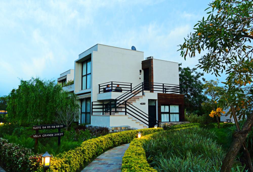 Facade The Golden Tusk