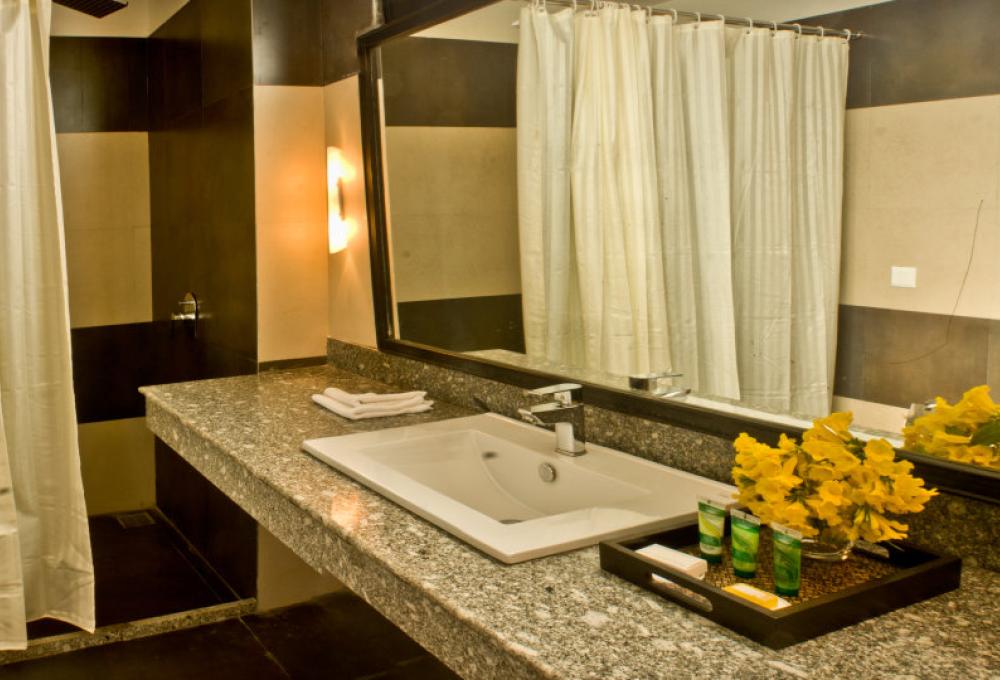 The Golden Tusk Villa Grande