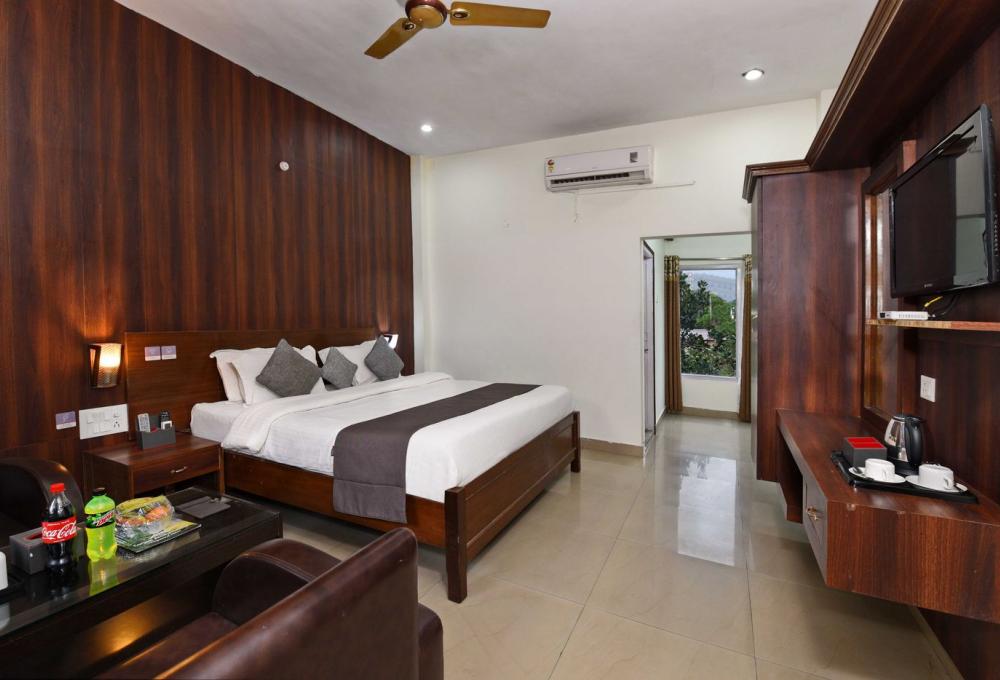 Super Deluxe Room Corbett Aroma Havens 