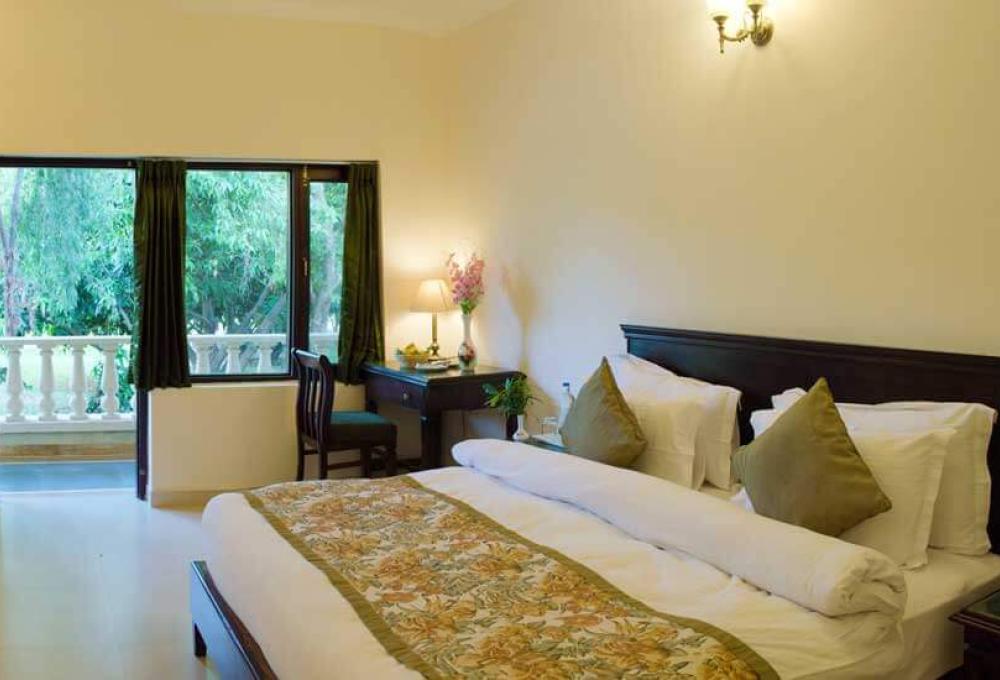 Nadiya Parao Resort Deluxe Room