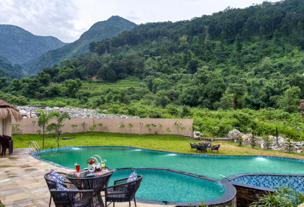 Corbett Vanvaas Resort Swiming Pool