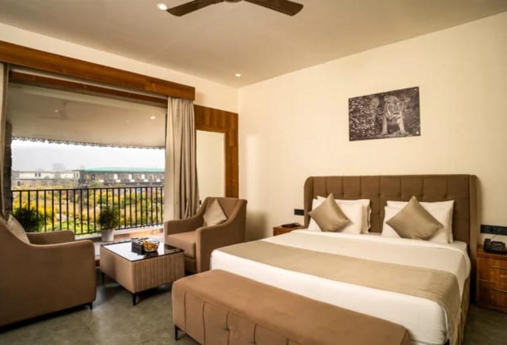 Corbett Elegant Retreat Superior Room