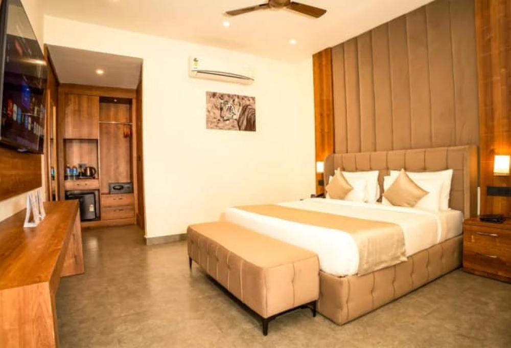 Corbett Elegant Retreat Deluxe Room