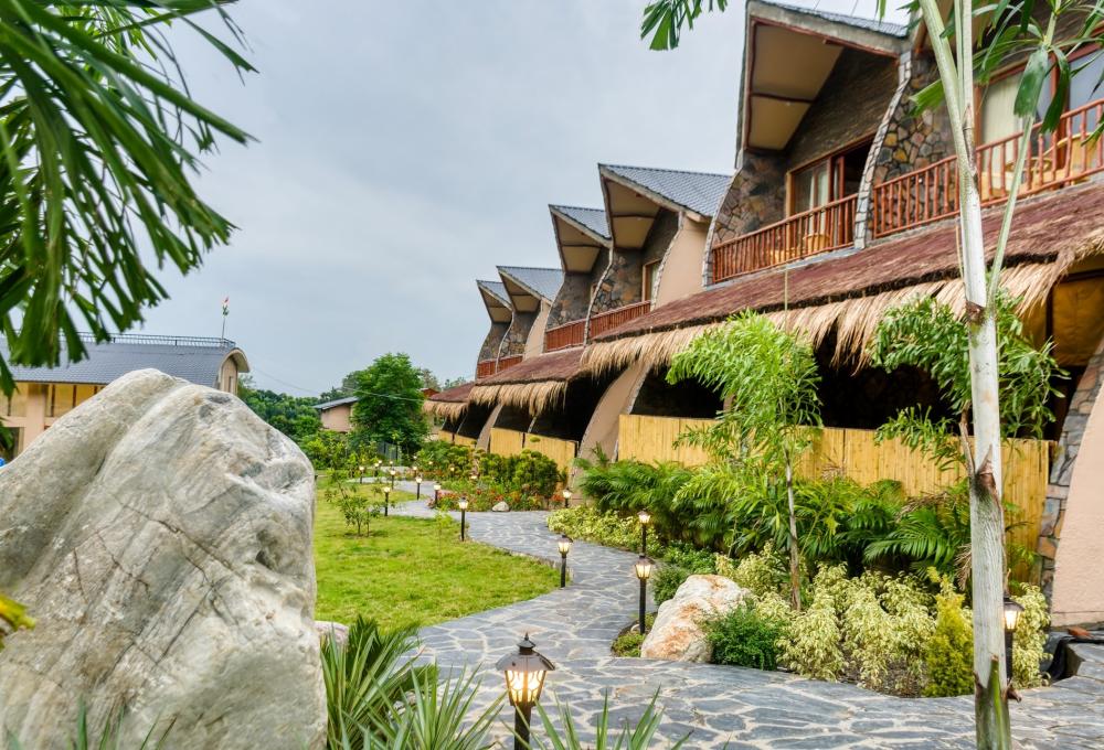 Corbett Vanvaas Resort