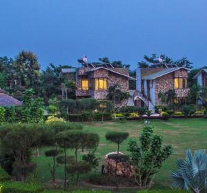 Bento The Roar Resort Corbett