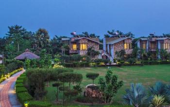 Bento The Roar Resort Corbett